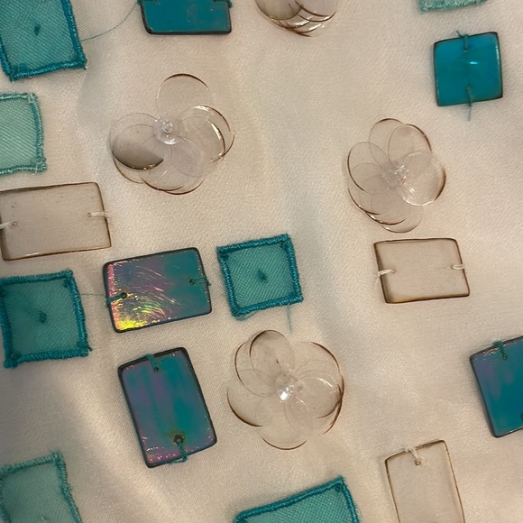 Elie Tahari tank with sequin embellishment - Picture 6 of 6